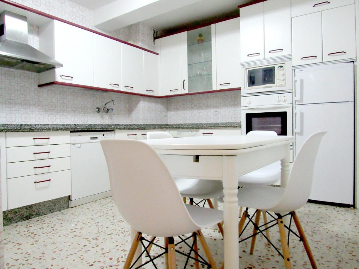 Apartament Www Parques De La Catedral Travel Com Parking Privado Gratis León Zewnętrze zdjęcie